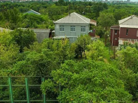 Частный дом  в уютном месте  Кобулети. - სურათი 1
