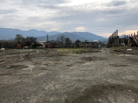 В   Хелвачаури  промышленной зоне недалеко от Батуми.