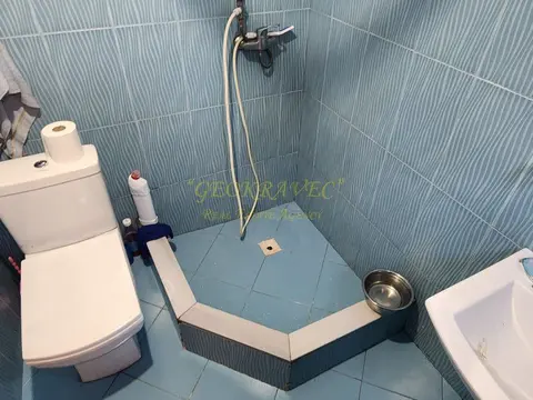 Частный дом с двором в Батуми.