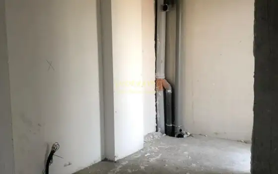 В новостройке в районе Сабуртало.