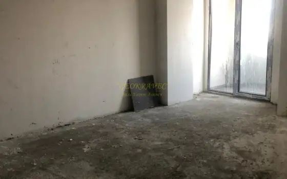 В новостройке в районе Сабуртало.