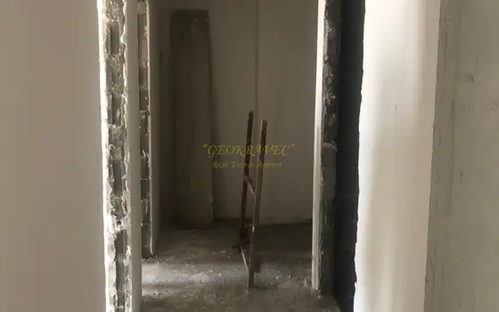 В новостройке в районе Сабуртало.