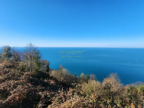Земельный участок с  видом на море в  Сарпи.