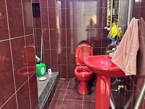 В  Батуми, рядом с парком, в престижном районе.