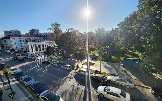 В  Батуми, рядом с парком, в престижном районе. - სურათი 1