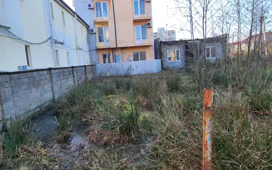 Земельный участок в поселке Уреки.