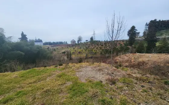 Аджария, курорт Чакви, земельный участок  в центральной части поселка.