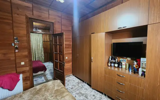 В Чакви  село Чайсубани  частный дом с двором.