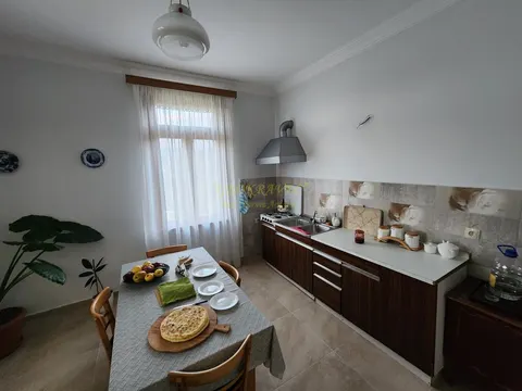 Красивый  двухэтажный дом с полным комфортом в Кобулети, село Гвара.