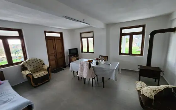 Красивый  двухэтажный дом с полным комфортом в Кобулети, село Гвара.