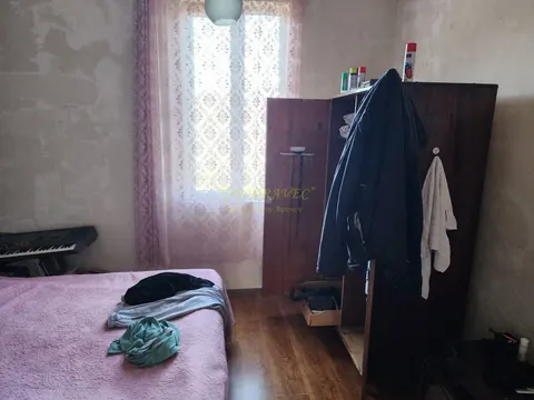 Кобулетский муниципалитет село Шуагеле, 2-х этажный дом с большим участком.