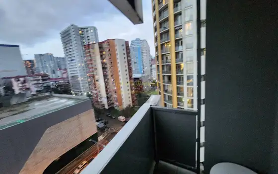 В жилом комплексе гостиничного типа в Orbi Residence.