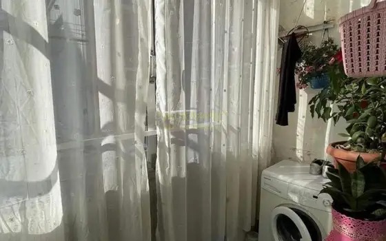 В центре города Батуми, рядом с драматическим театром,  с морем и бульваром.