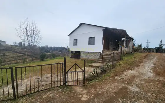 Дом Белетаж с участком земли, в курортном поселке Чакви. - სურათი 1