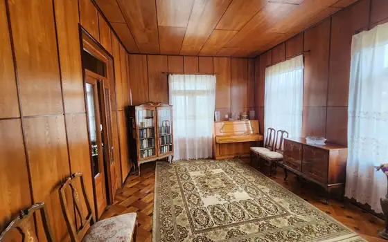 Частный дом в село Чайсубани, в нескольких километрах от Чакви.