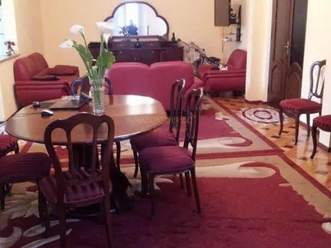 Продается частный дом гостиничного типа на 10 номеров в городе Батуми.