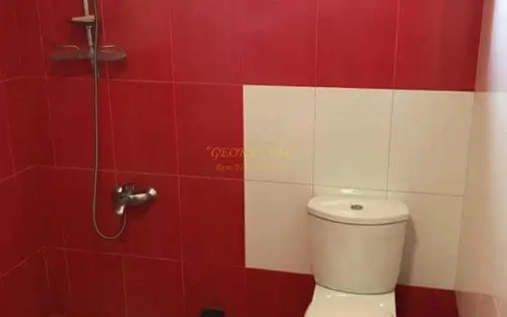 Продается частный дом гостиничного типа на 10 номеров в городе Батуми.