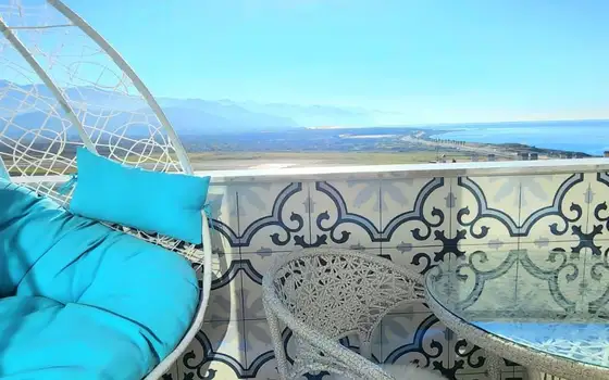 2-room designer apartment with sea view, photo 3