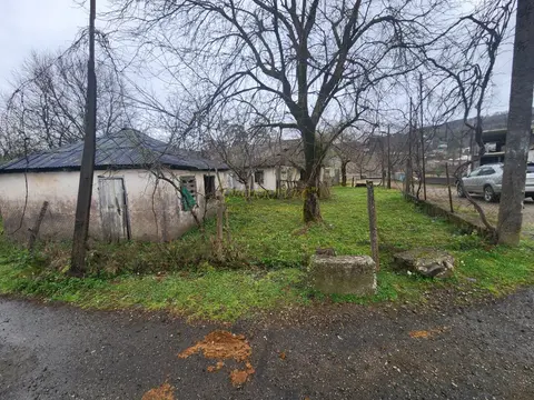 Земельный участок в Чарнали.