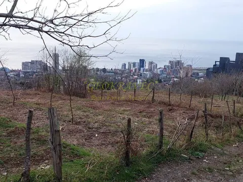 Земельный участок сельскохозяйственного назначения 1049 кв.м.