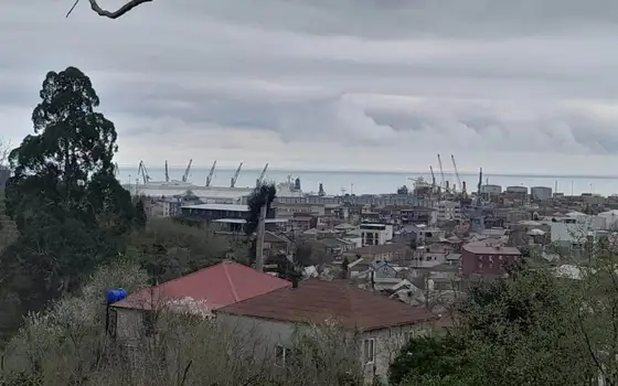 Участок 1000 м² в Ферии с видом на море - სურათი 1