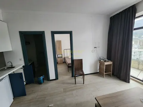 Продается квартира на берегу Черного моря в Гонио.