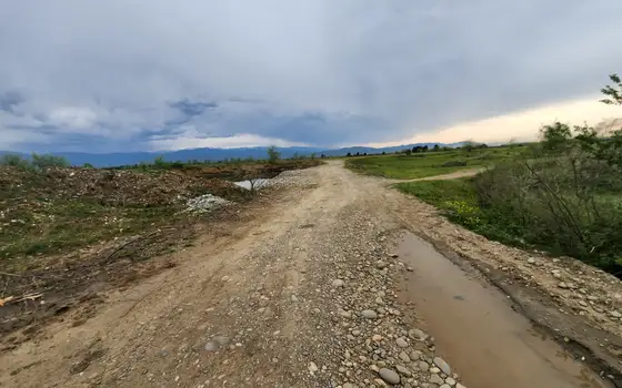 Земельный участок по дороге Кутаиси - Самтредиа.