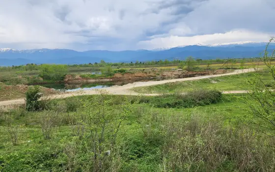 Земельный участок по дороге Кутаиси - Самтредиа.