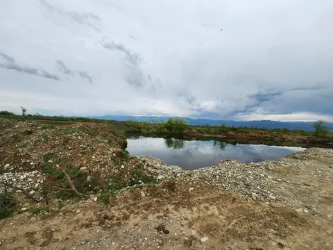 Земельный участок по дороге Кутаиси - Самтредиа.