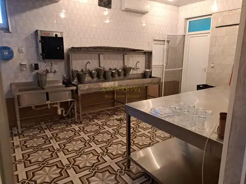 собственный дом в городе Батуми.