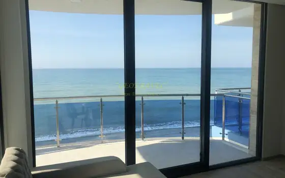 Продается панорамная квартира на берегу черного море в ,,Панорама Квариати,, шикарным видом на море и горы. Батуми. Грузия.
