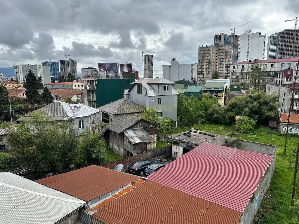 Несельскохозяйственной участок земли в центре города.