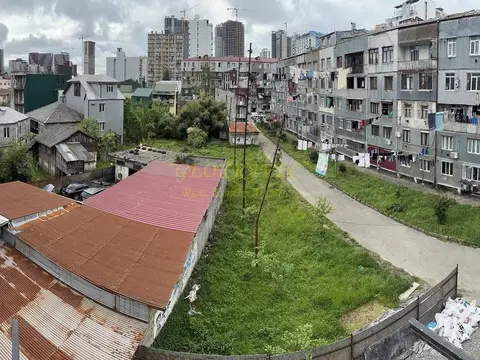 Несельскохозяйственной участок земли в центре города.