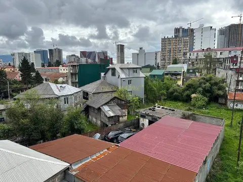 Несельскохозяйственной участок земли в центре города.