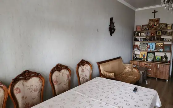 Собственный дом в прекрасном окружении.