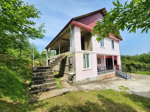 Продается частный дом в тихом и спокойном месте.