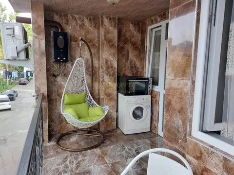 Четырехкомнатная квартира в поселке Тамари.