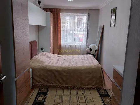 Четырехкомнатная квартира в поселке Тамари.