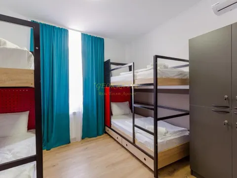 В Батуми продается действующая гостиница/хостел/бар.
