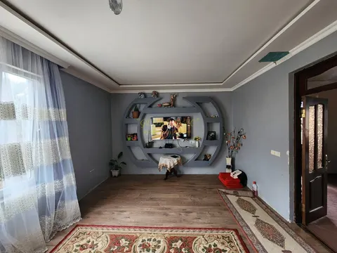 Продается частный дом в Чакви.