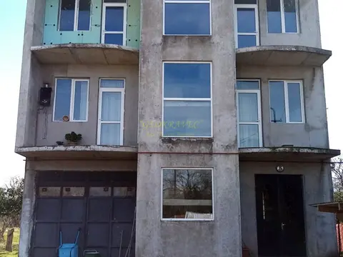 Собственный дом в 1 км от моря. - სურათი 1