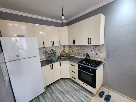 Сдается квартира на год.