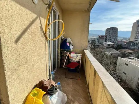 Четырехкомнатная квартира в городе Батуми.