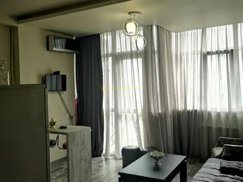 Квартира с ремонтом в центре города.