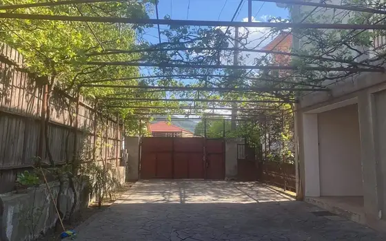 Срочная продажа загородного дома с участком в Сагурамо, Мцхетский р-н.