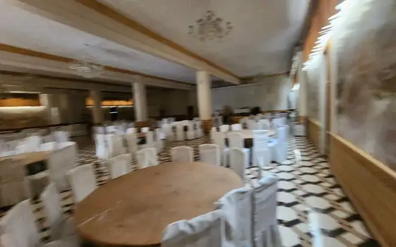Действующее коммерческое помещение.