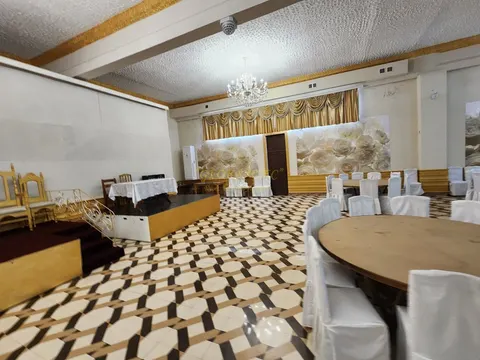 Действующее коммерческое помещение.