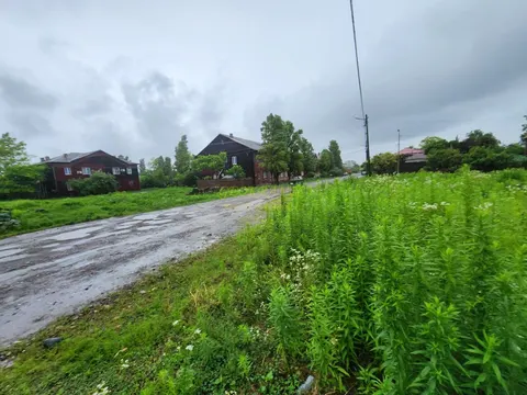Земельный участок на берегу моря в городе Поти.