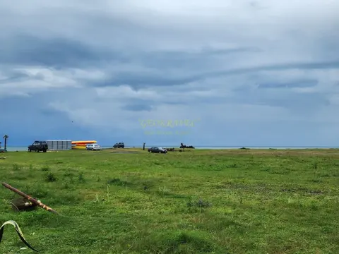 Инвестиционный участок на берегу моря.