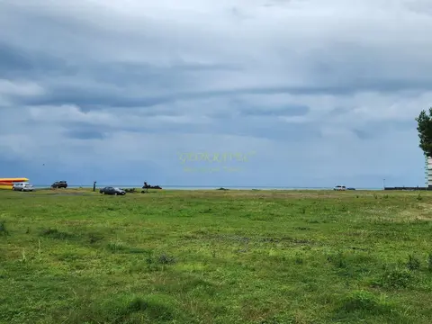 Инвестиционный участок на берегу моря.